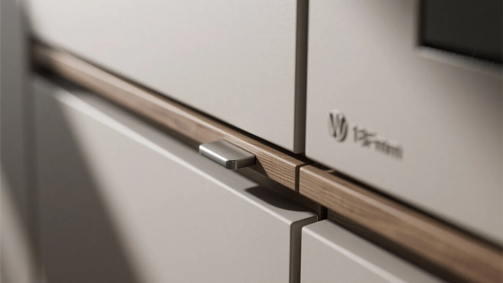 Minimalist Kitchen Storage That Actually Breathes