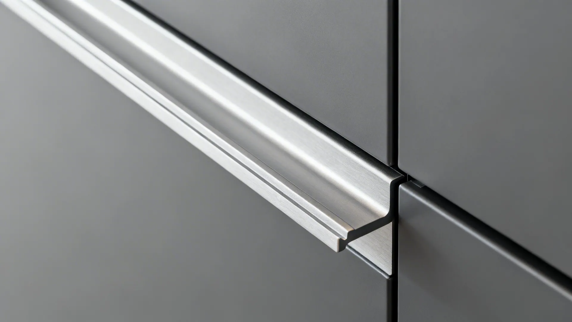 Handleless and integrated-pull doors for continuous lines