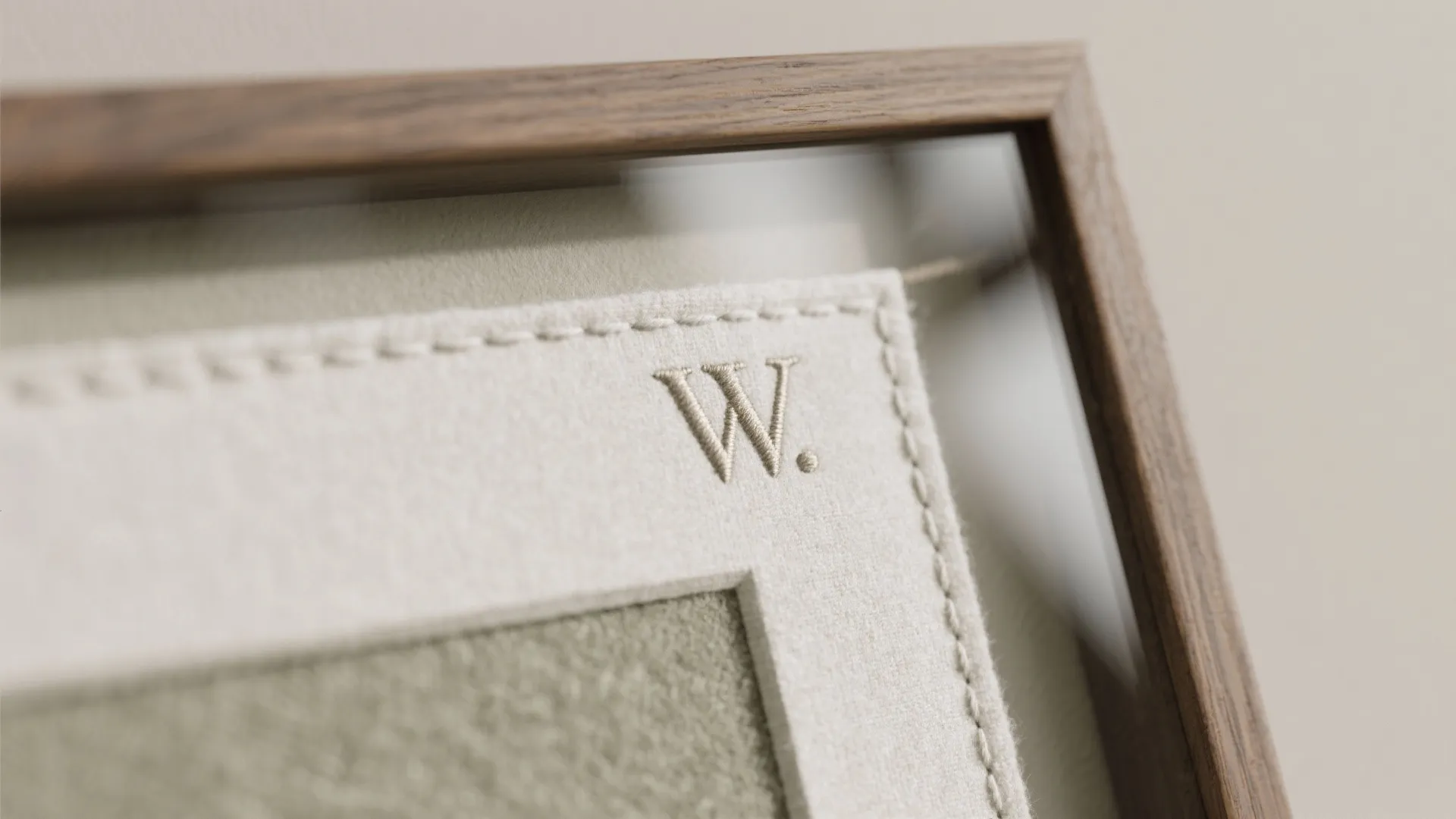 Personalized Keepsakes and a Memory-Friendly Gallery