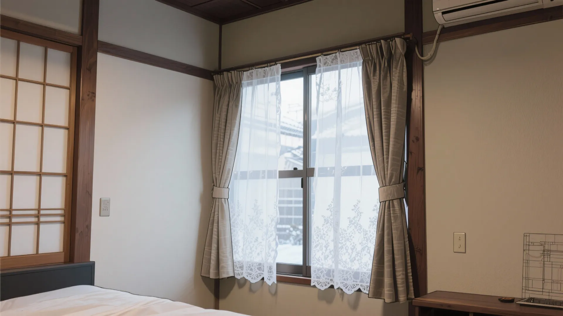Tips 3: 京都の小戸型に効く“窓の層”作りと日式風の透け布で柔らか断熱