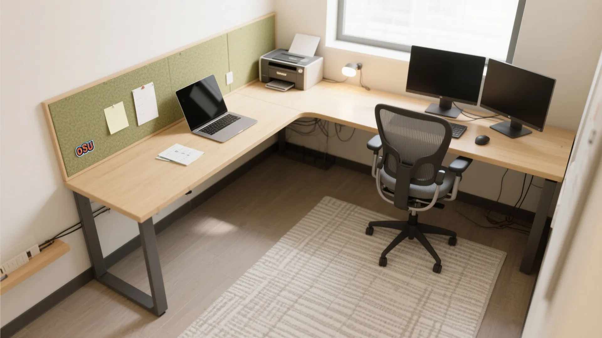 L-shaped small study layout