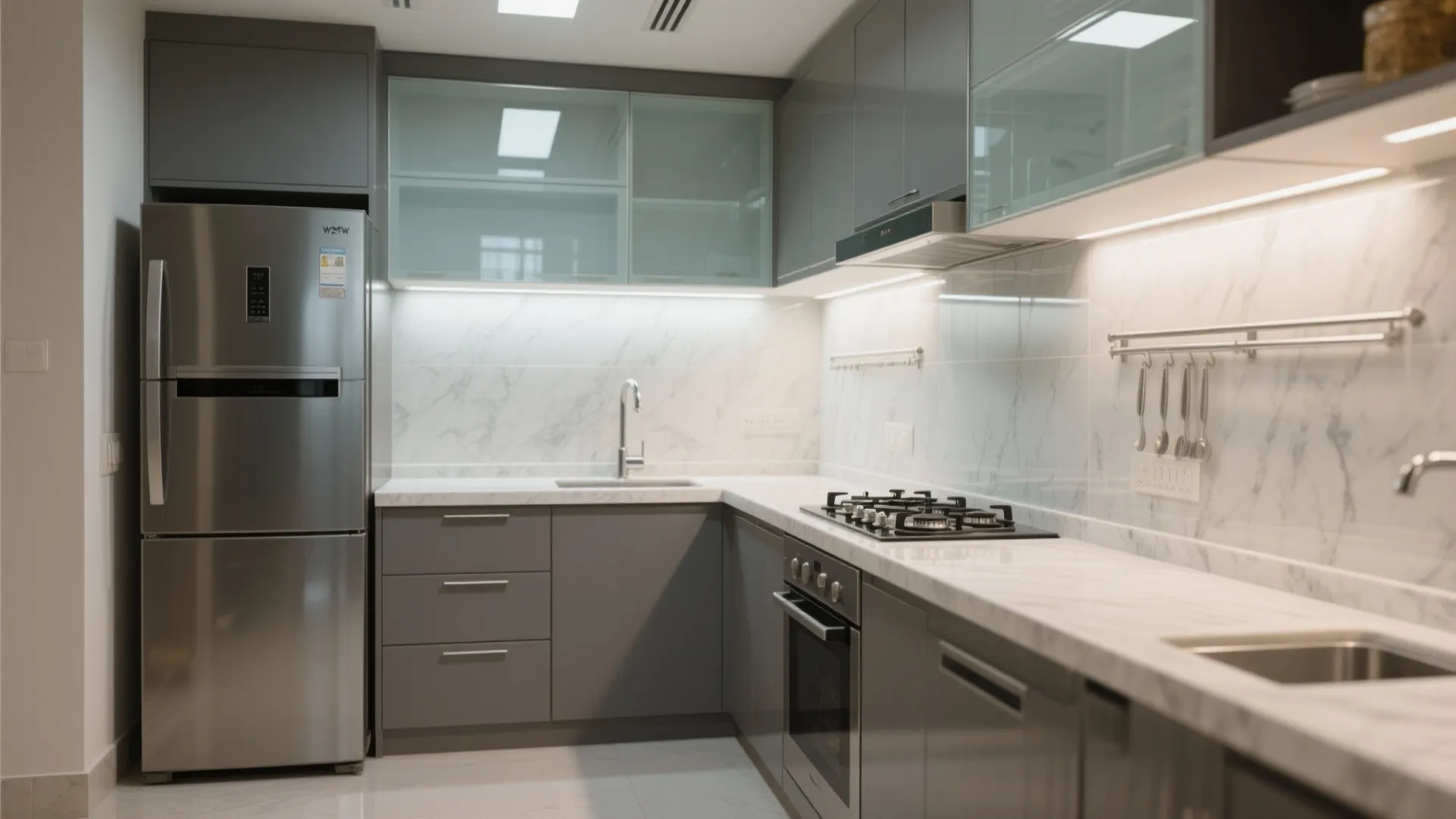 L-Shaped Kitchen Layout to Free Counter Space