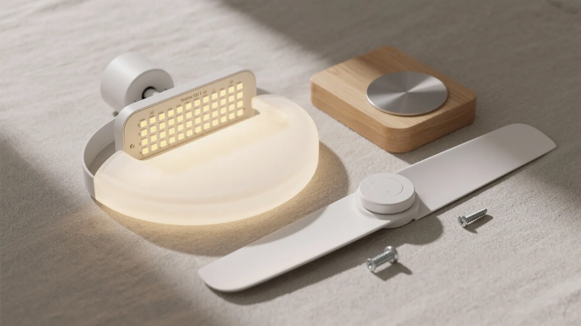 2-in-1: Fans with integrated, high-CRI LED light kits