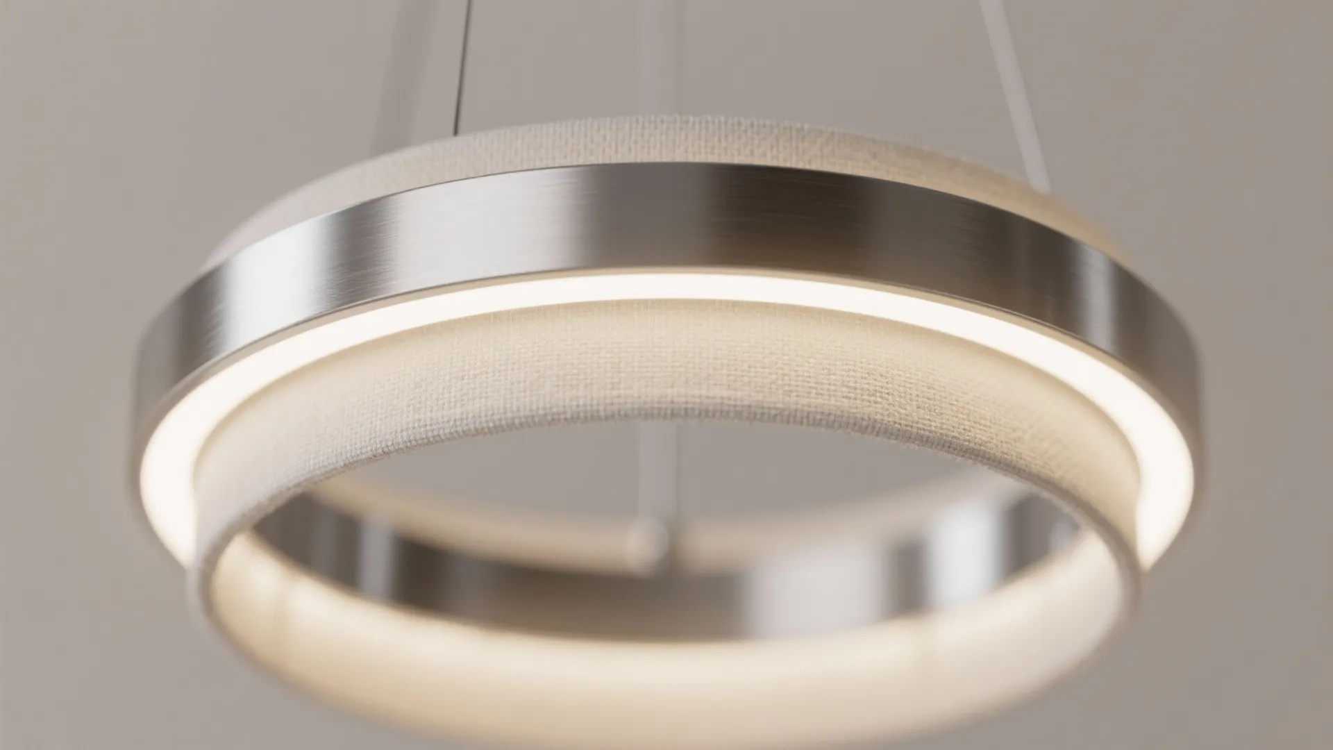 Sculptural Minimalism with Dimmable LEDs