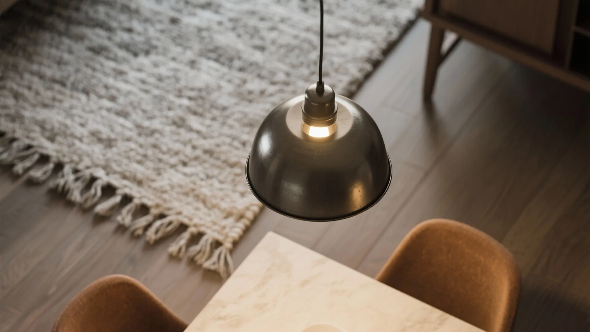 5. Anchor the room with lighting, rugs and visuals