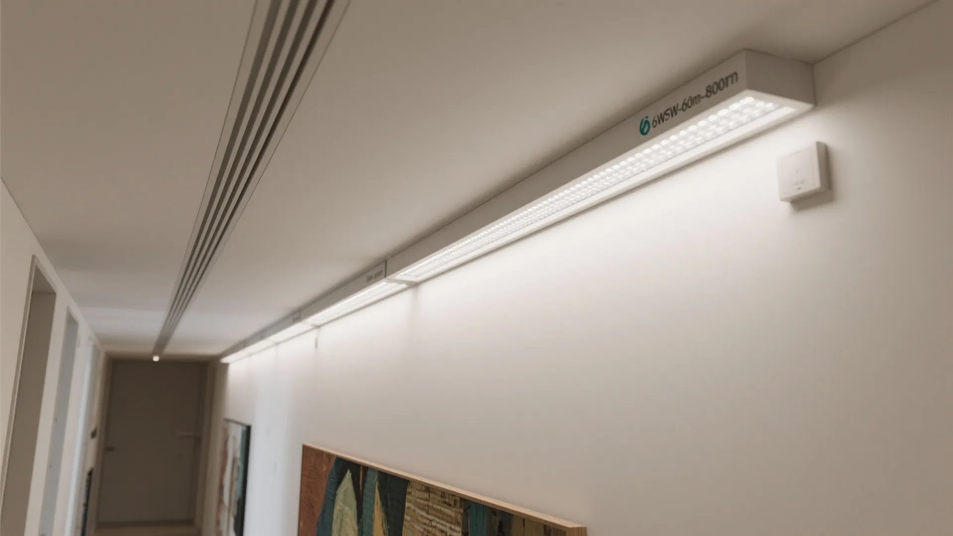 Continuous linear LED with wash to artwork
