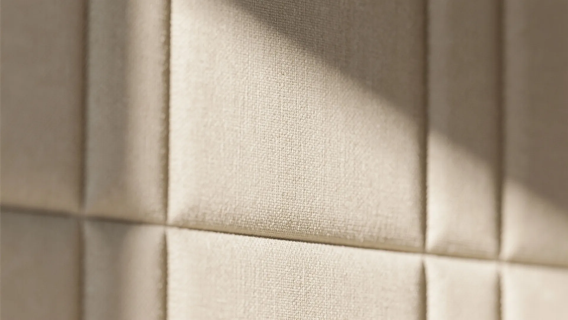 Acoustic and Textured Wallpaper for Quiet Work