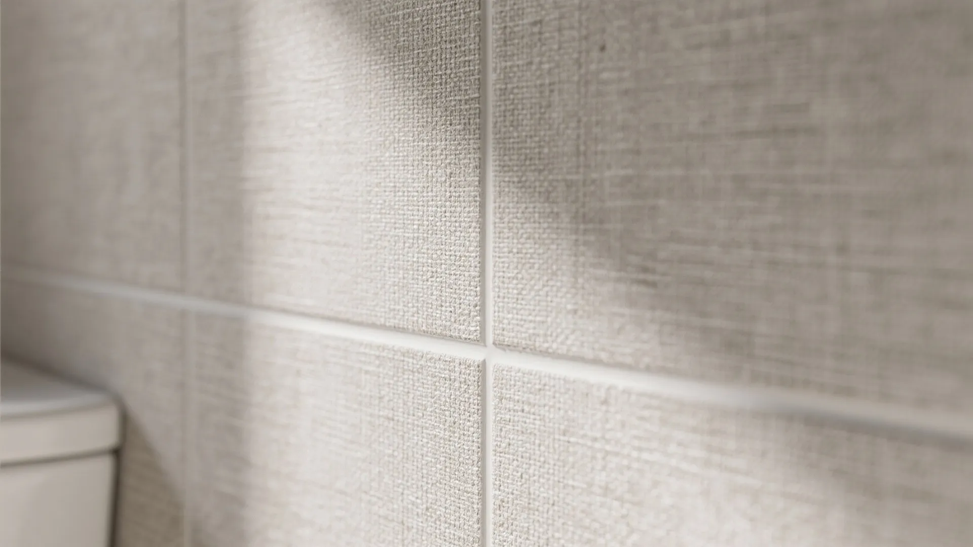 Textured Neutrals That Catch the Light