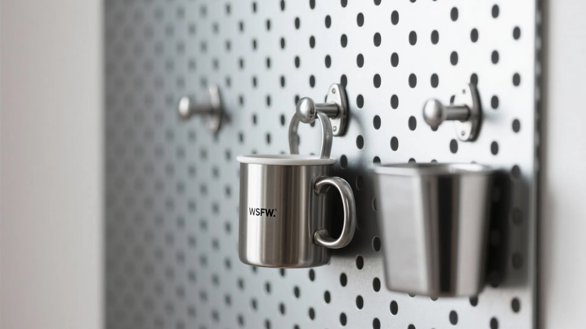 Vertical zoning and magnetic utility walls