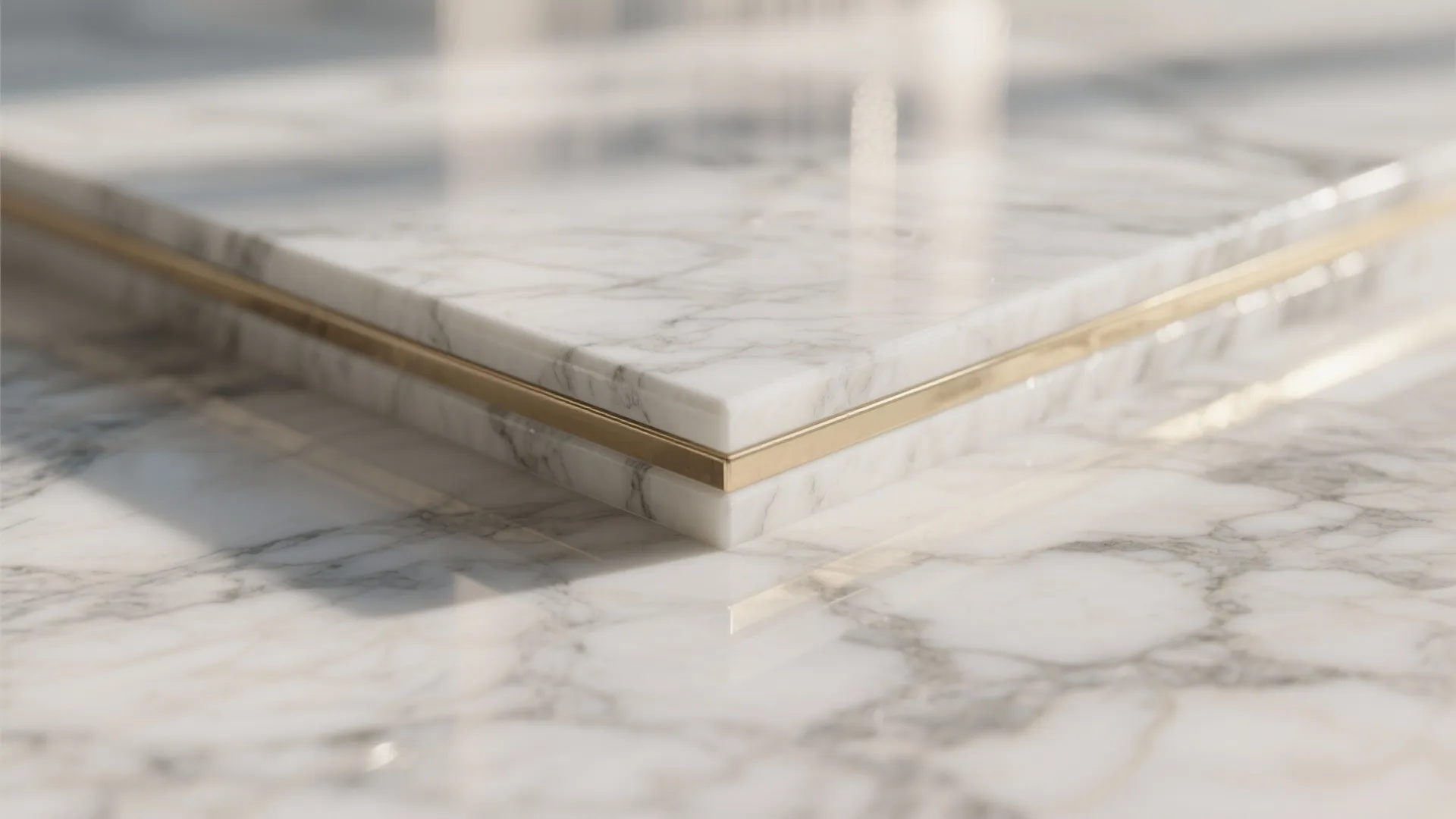 Statement Stone: Veined Marble or Sintered Slabs