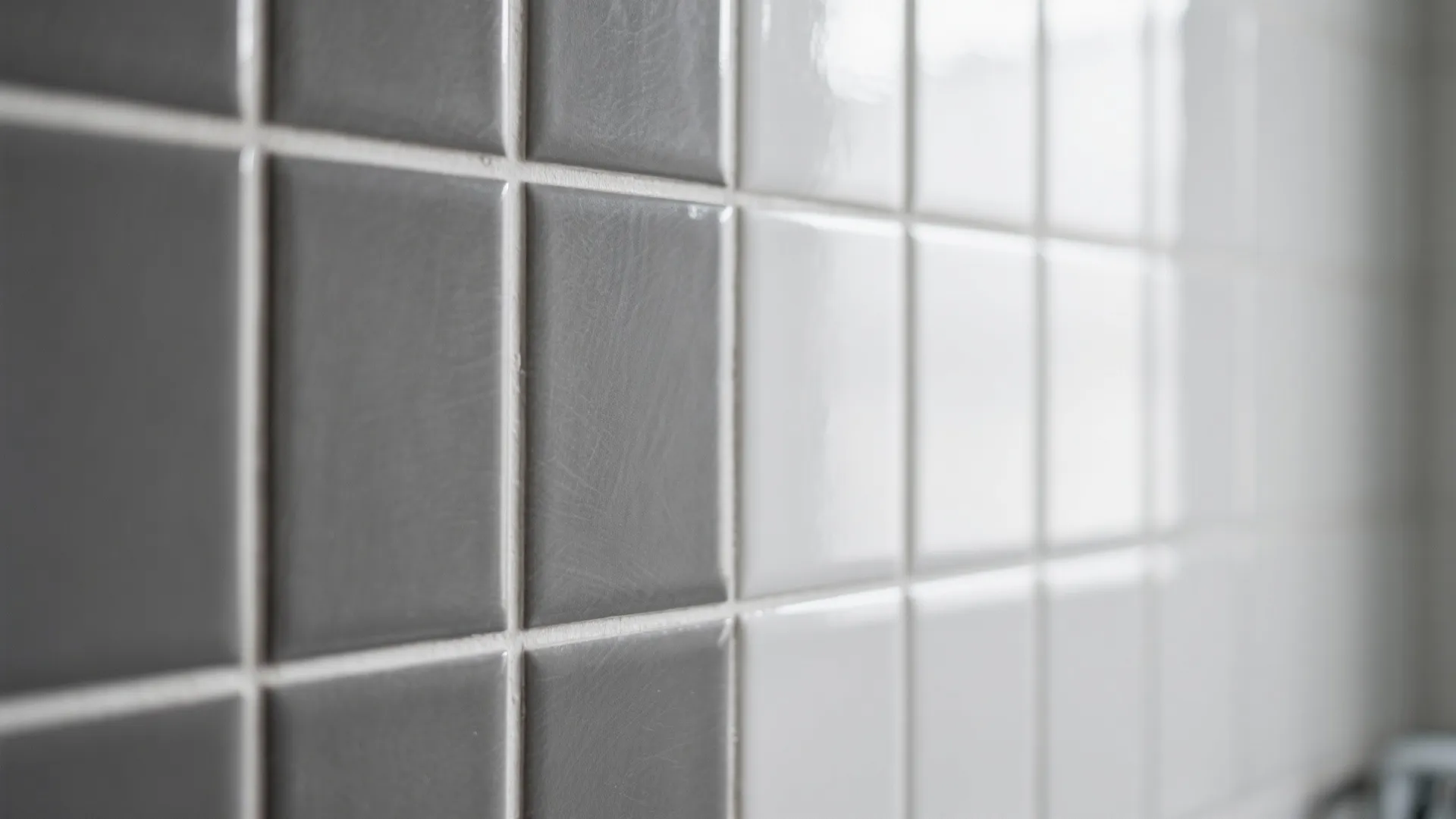 7. Mix of Matte and Gloss Finishes