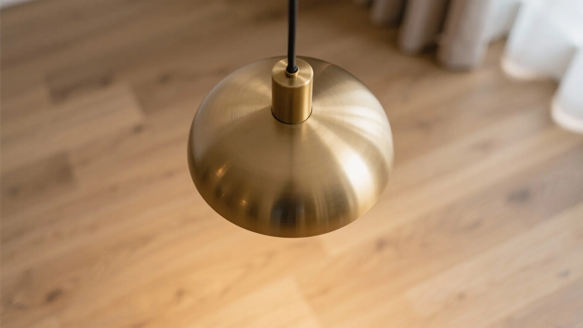 9. Warm Metallic Touches