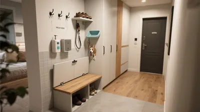 Smart Entryway Design with Built-In Storage & Pet-Friendly Touches