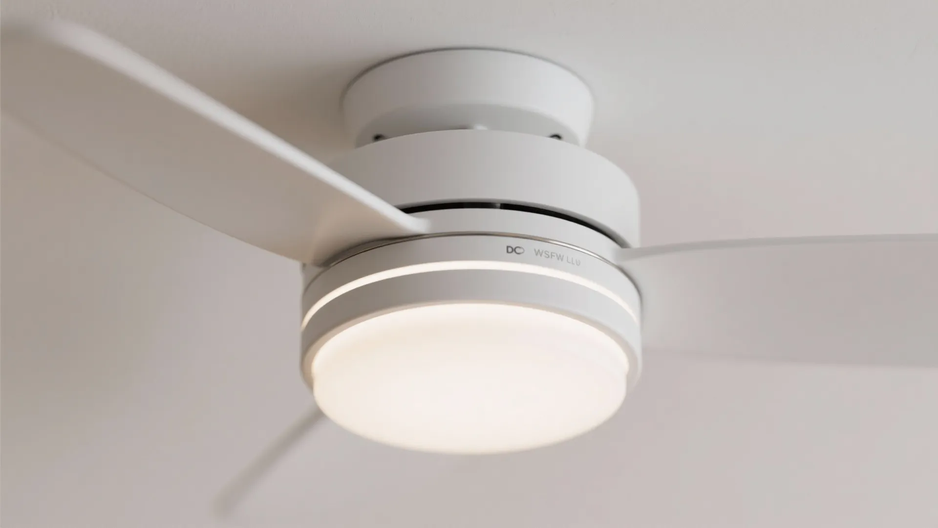 1) Minimal-profile DC fan with integrated LED