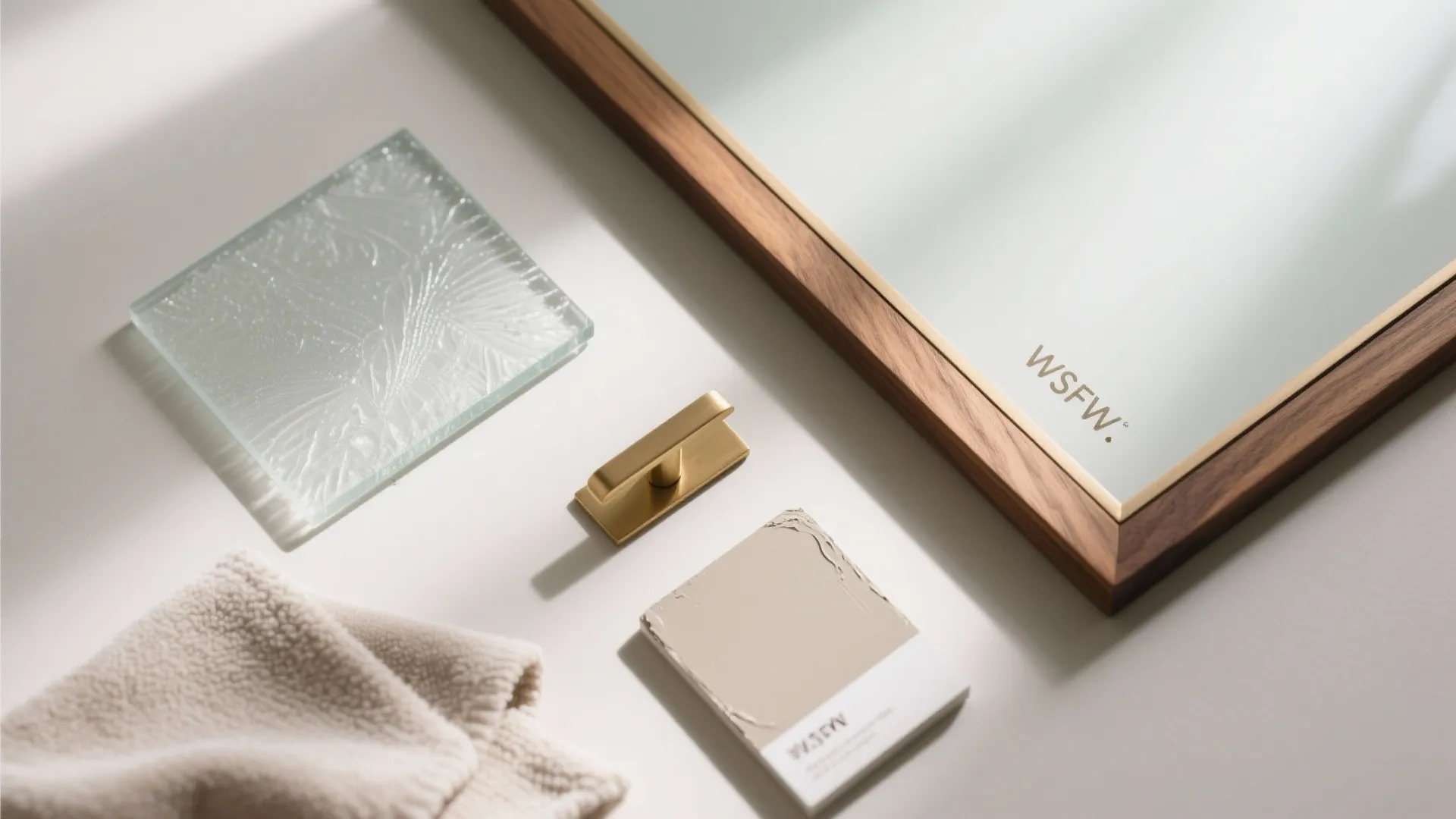 Minimal Frosted Panel with Soft Borders