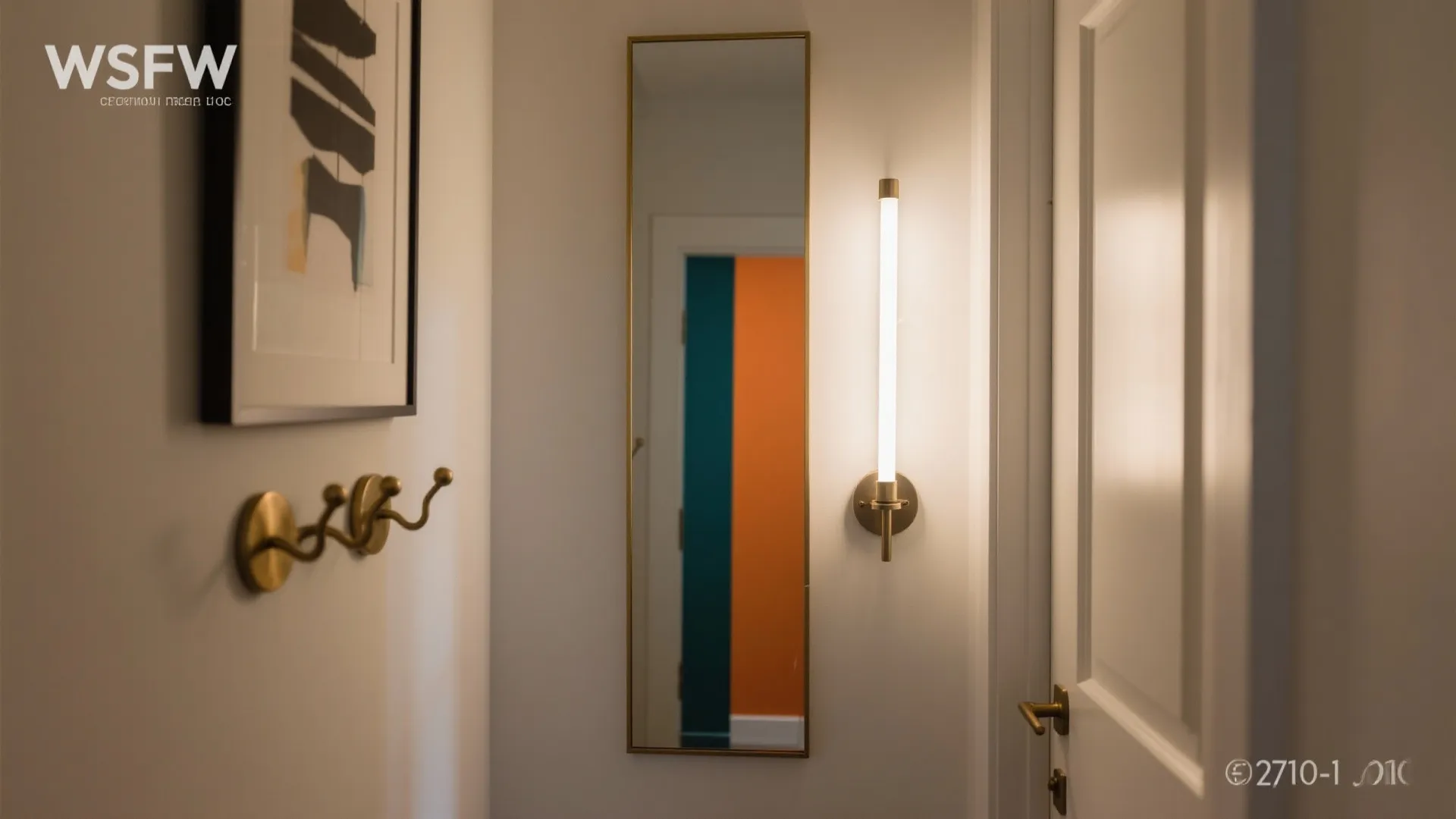 Idea 3: Mirror + sconce + one bold accent