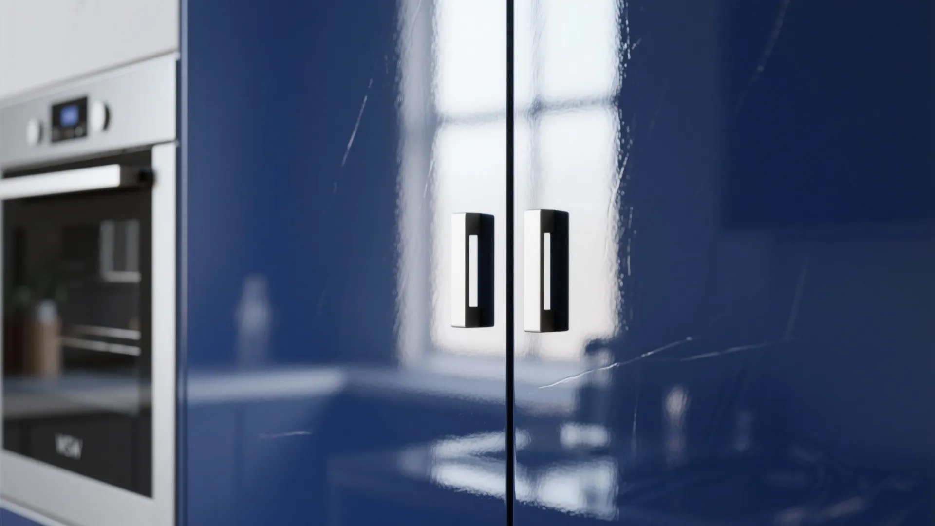 5. Navy Gloss for a Contemporary Look