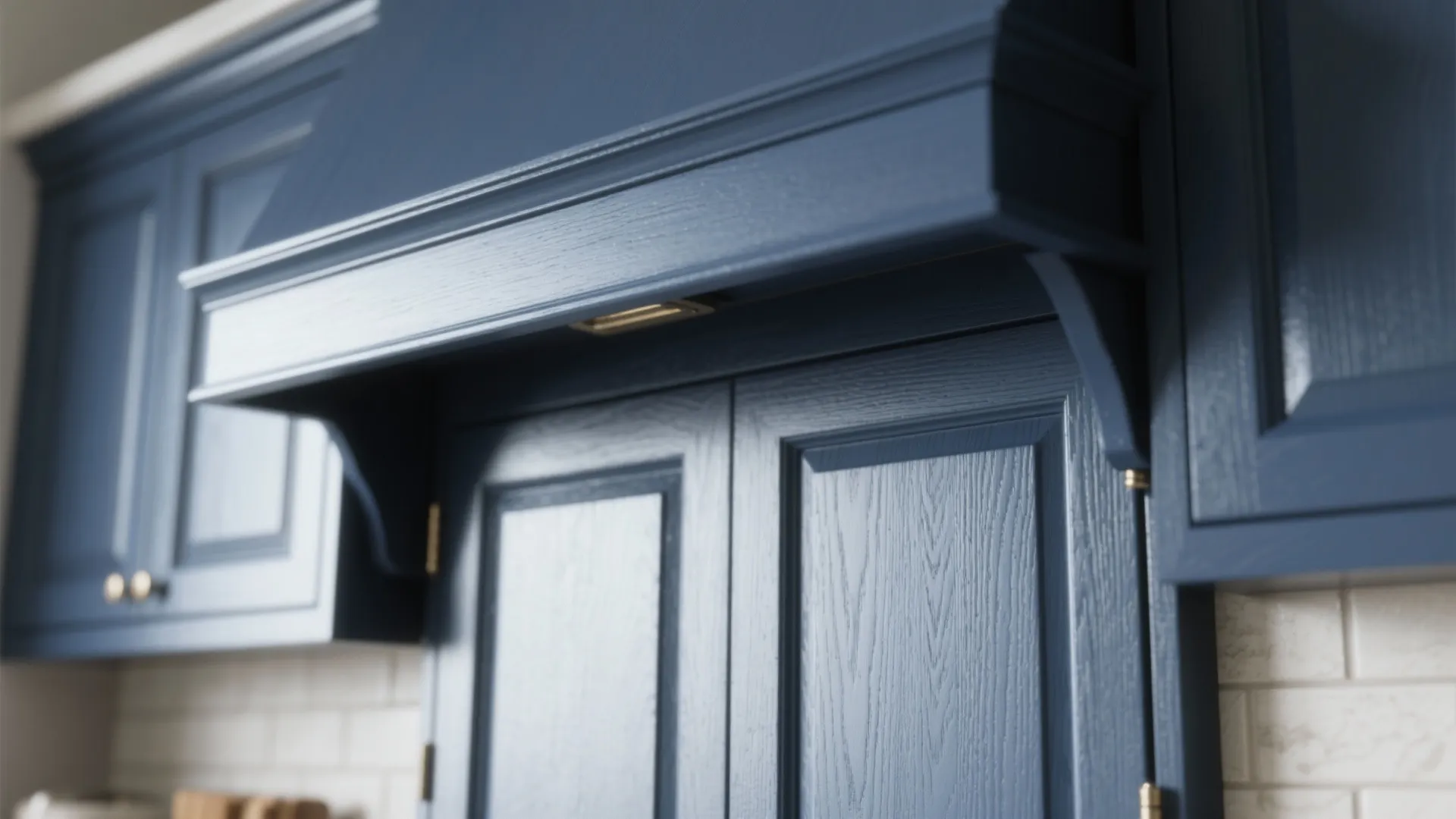 4. Navy shaker doors for timeless versatility