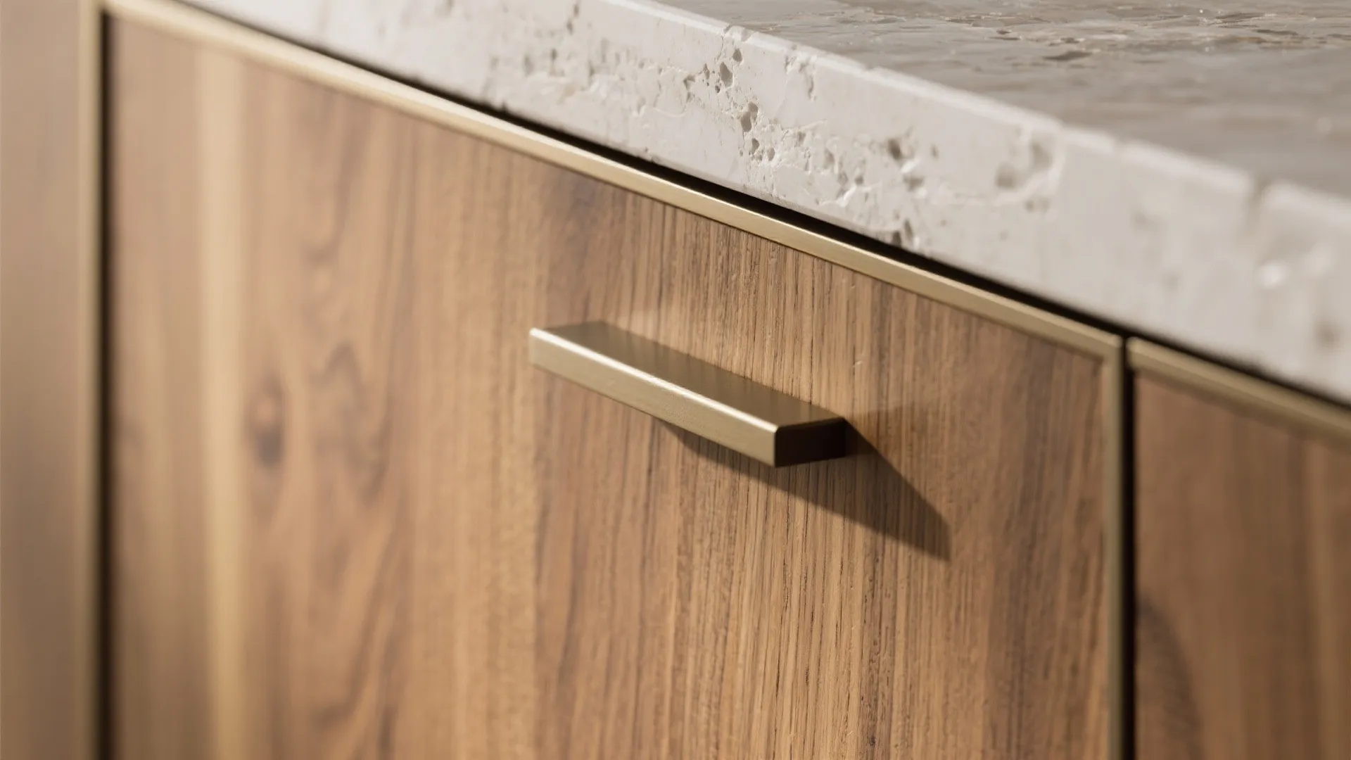 Warm Woods and Quiet Minimalism