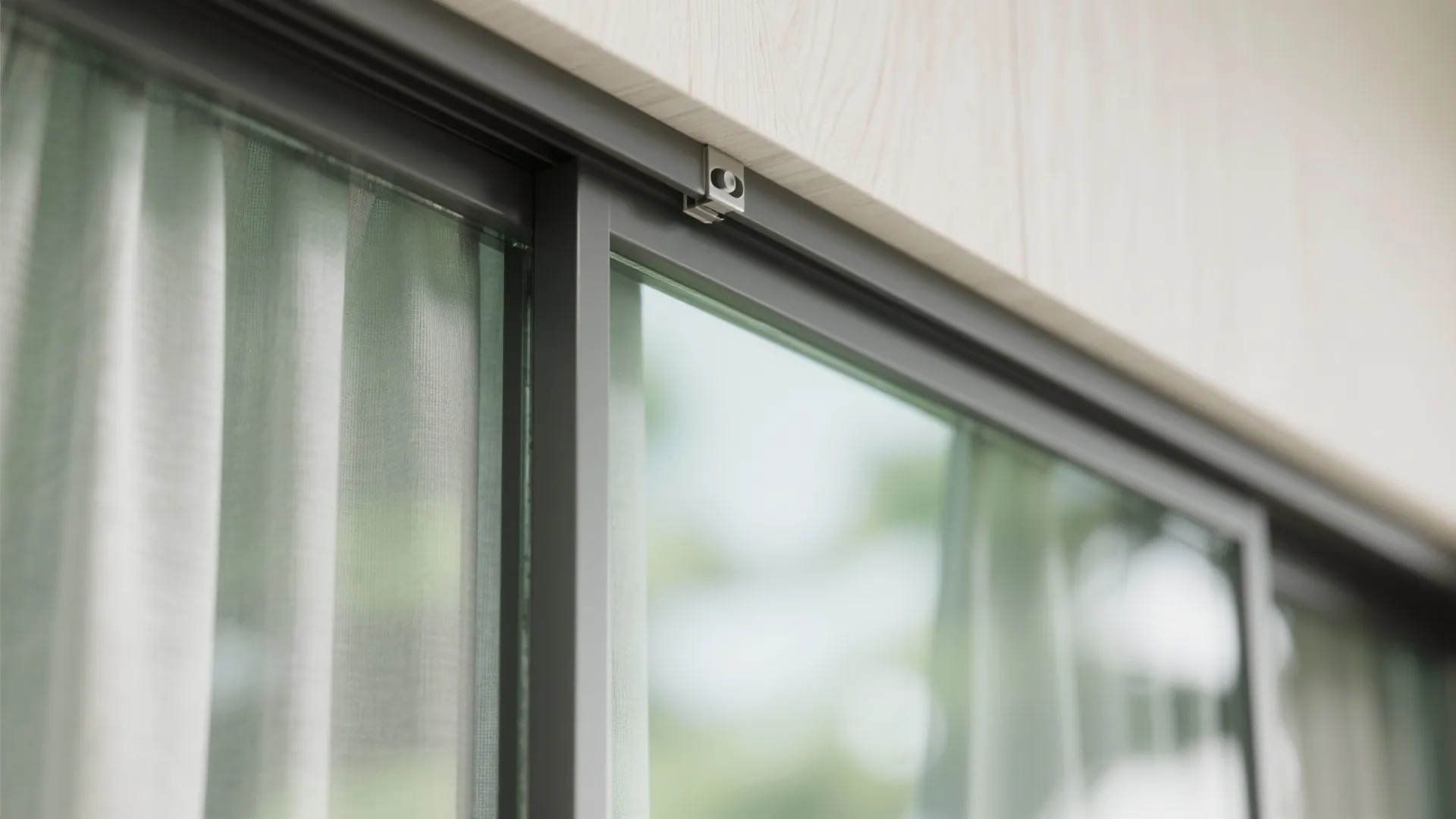 Open-plan core with sliding glass: living, dining, and a convertible third room