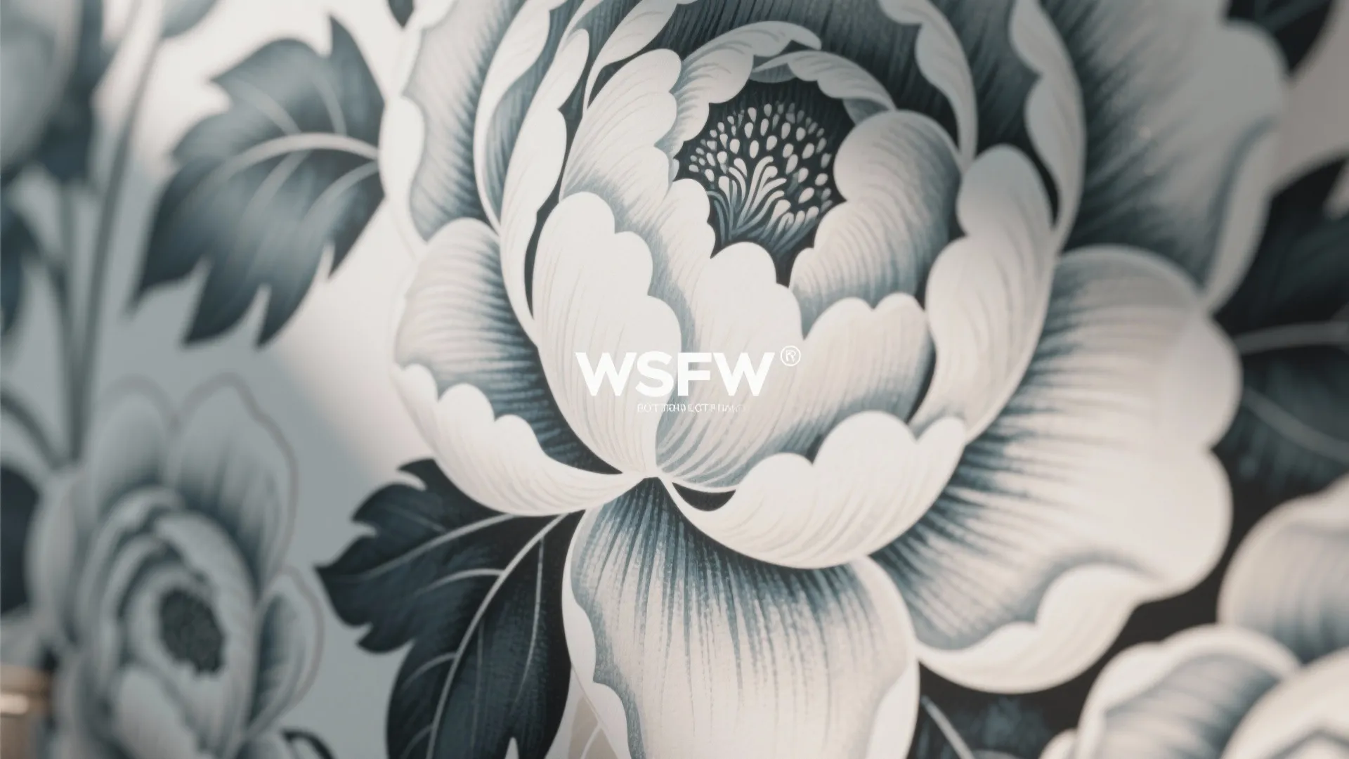 Oversized Motifs on a Single Feature Wall