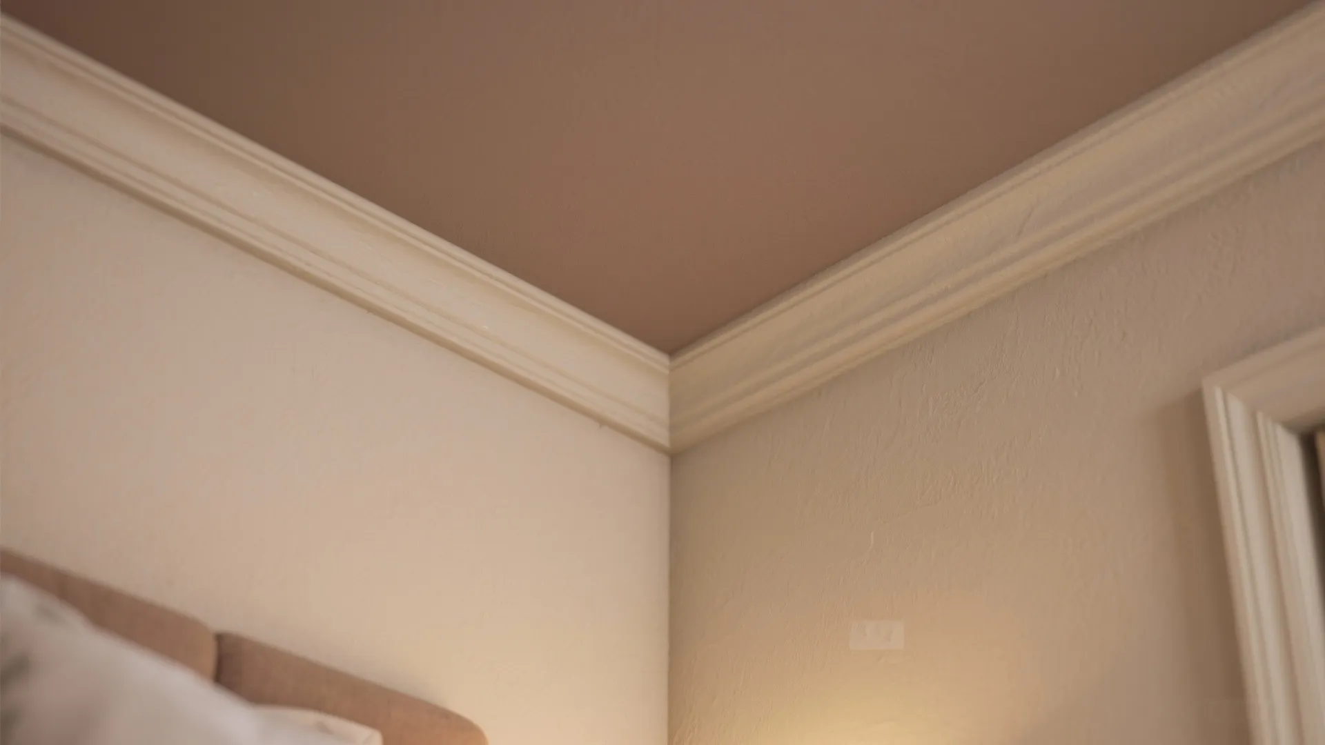 The Fifth Wall: Ceilings and Trim that Change Proportions