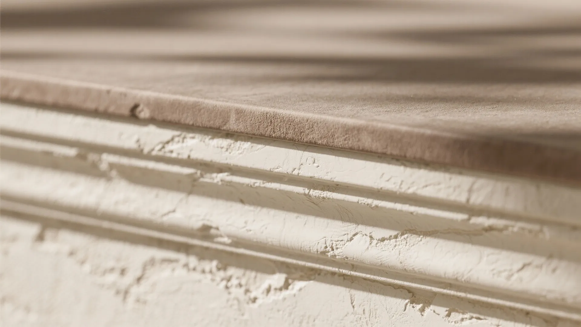 Inspiration 4: Layered plaster + suede wash
