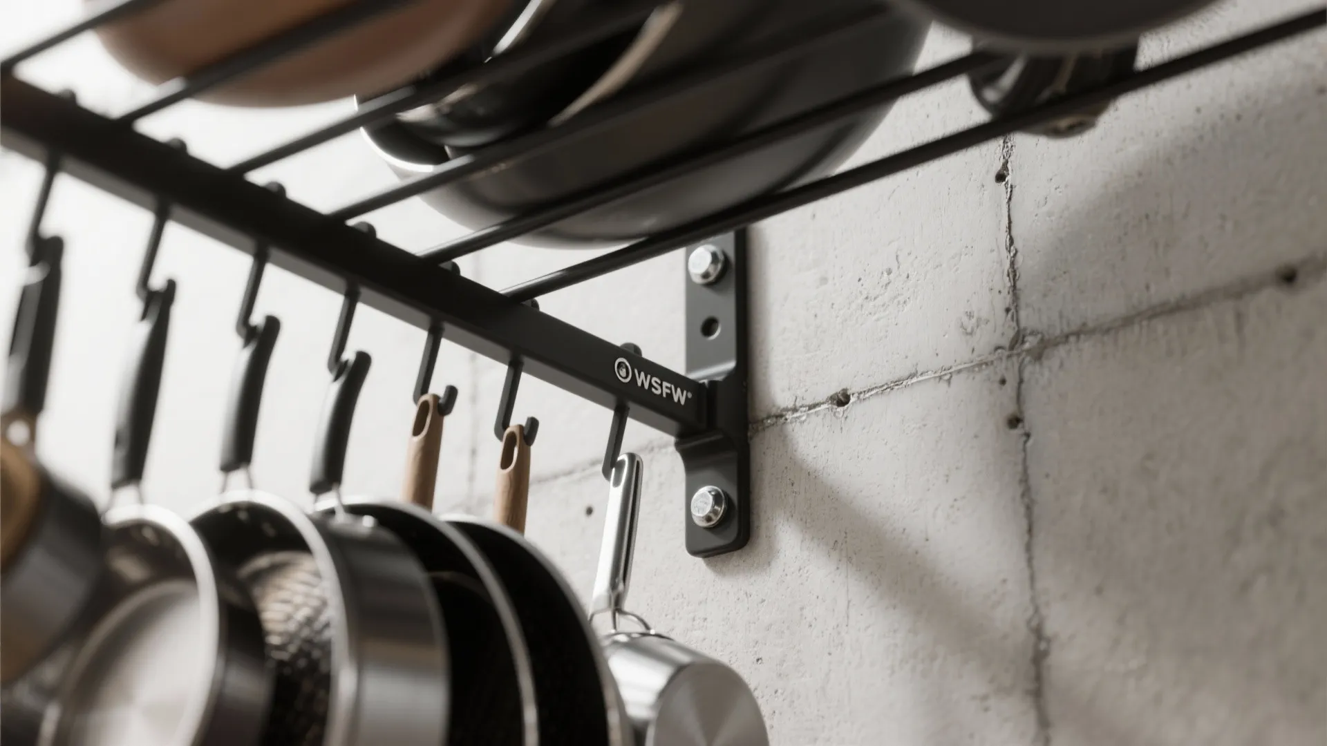 Vertical Zones: From Counter to Ceiling