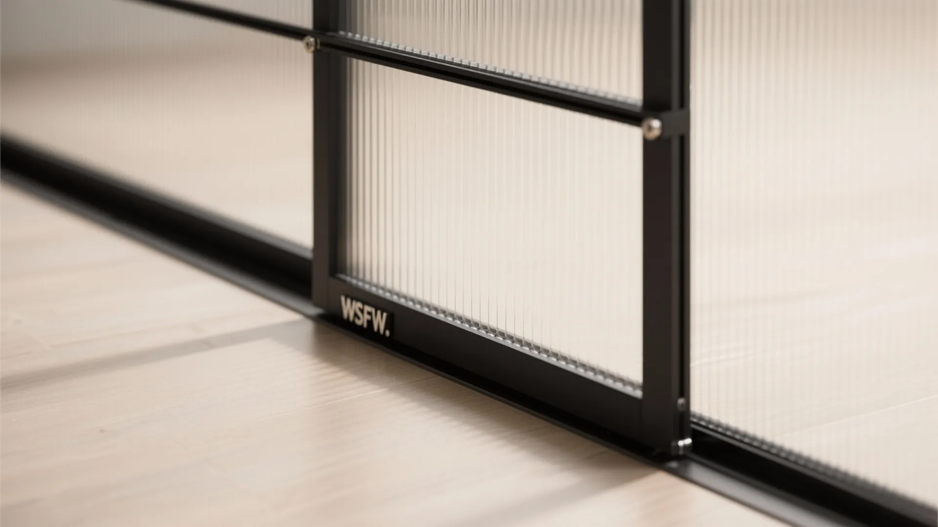 Flexible living–dining with sliding partitions