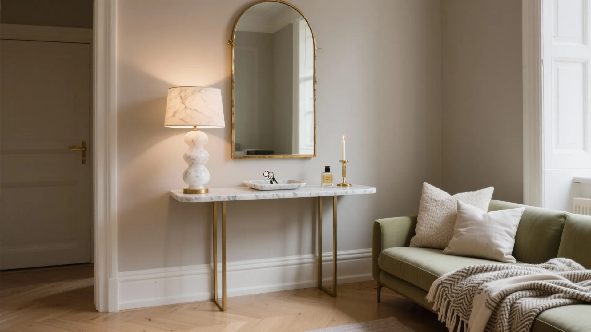 5 Luxury Home Decor Accessories for Small Spaces