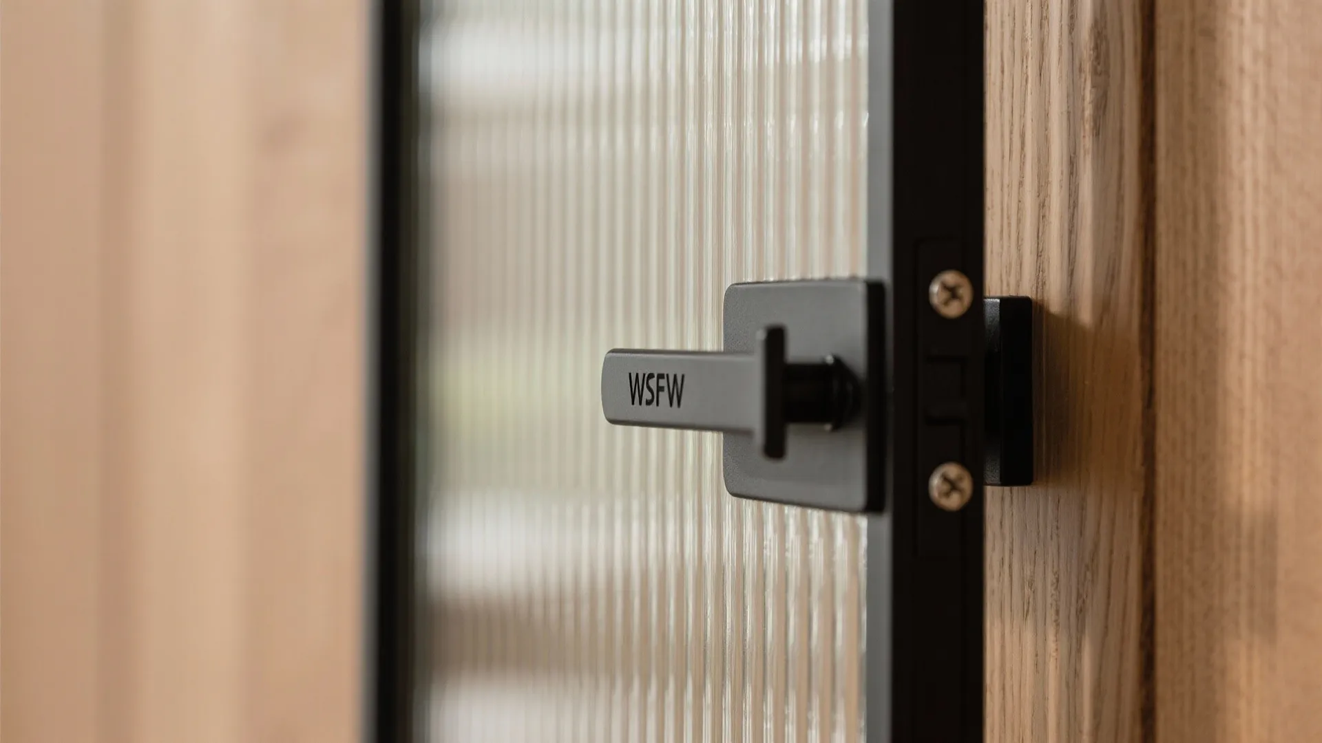 Textured sliding doors for tight bathrooms