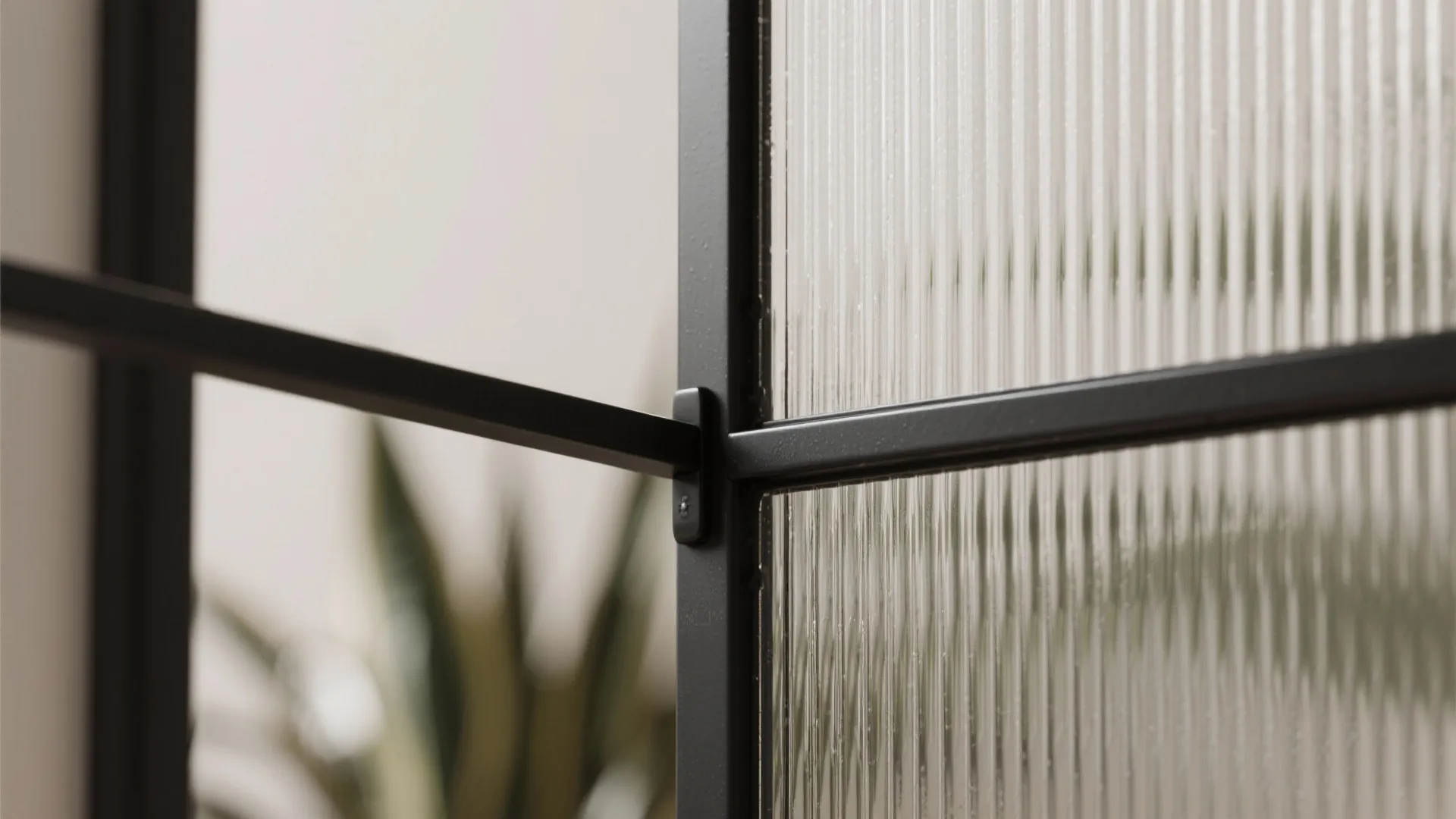 Glass partitions to brighten and zone