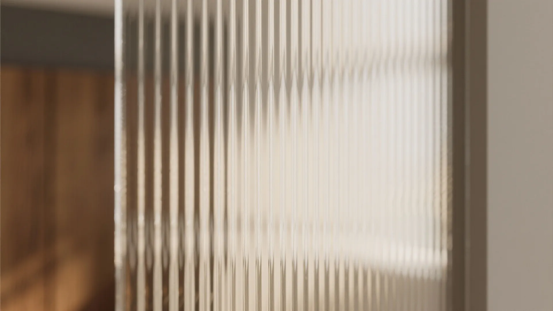 Glass and reflective touches to widen the room