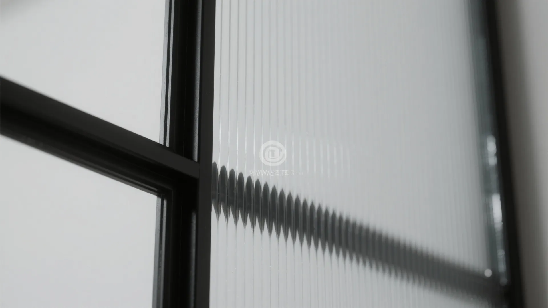 Glass Partition With Slim Frames