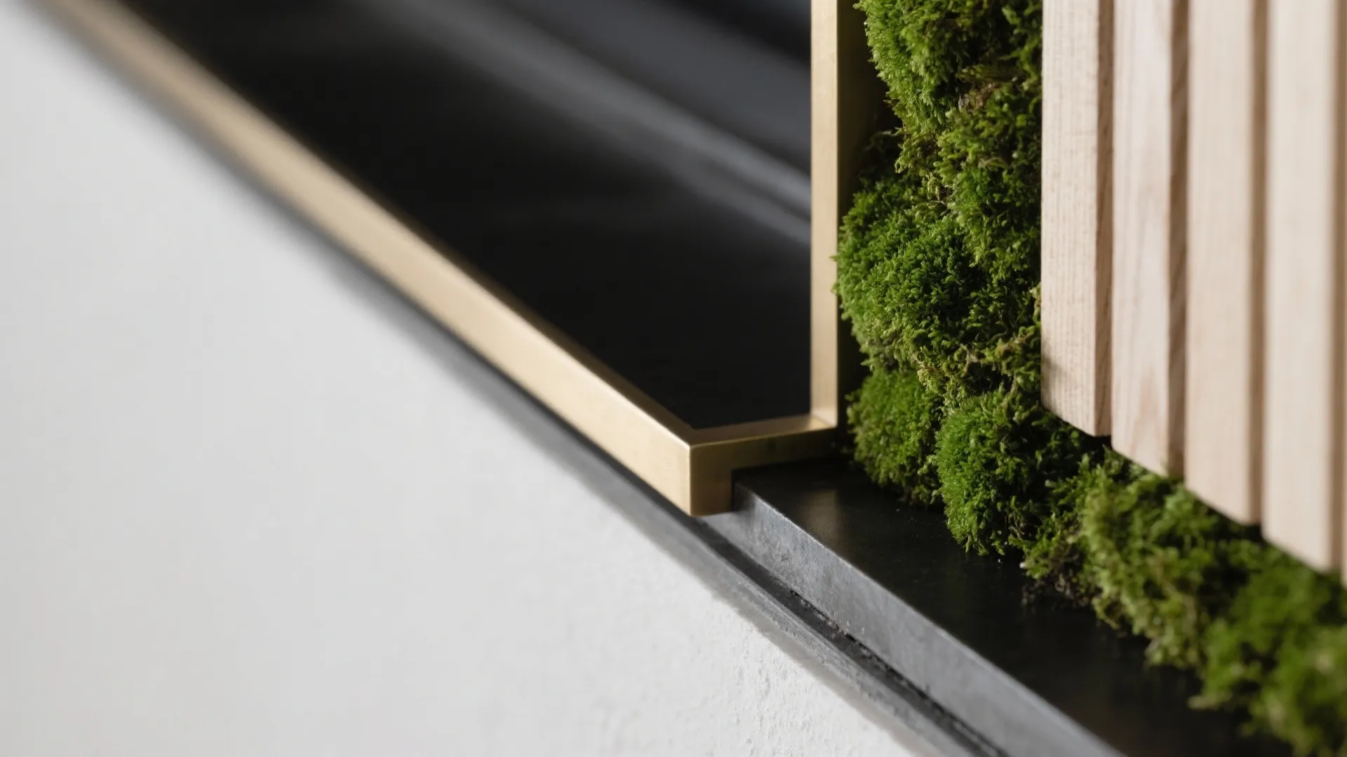 Mix with Wood Slats or Metal Frames