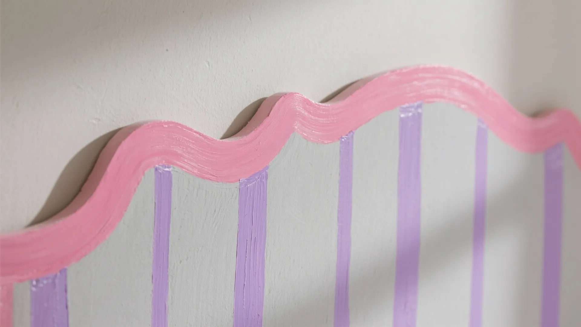 Artful Touches: Scallops, Micro-Stripes, and a Simple Mural