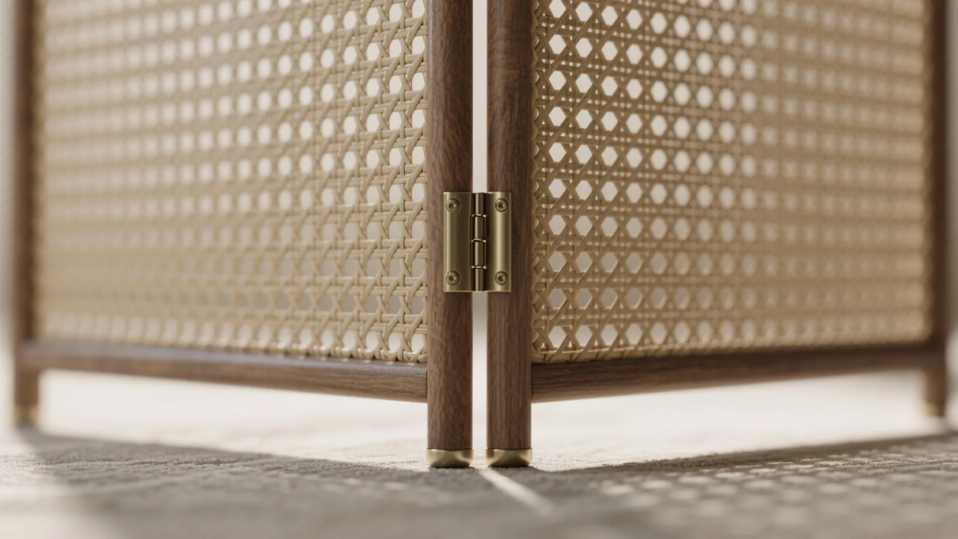 Folding Screens That Flex With Your Day