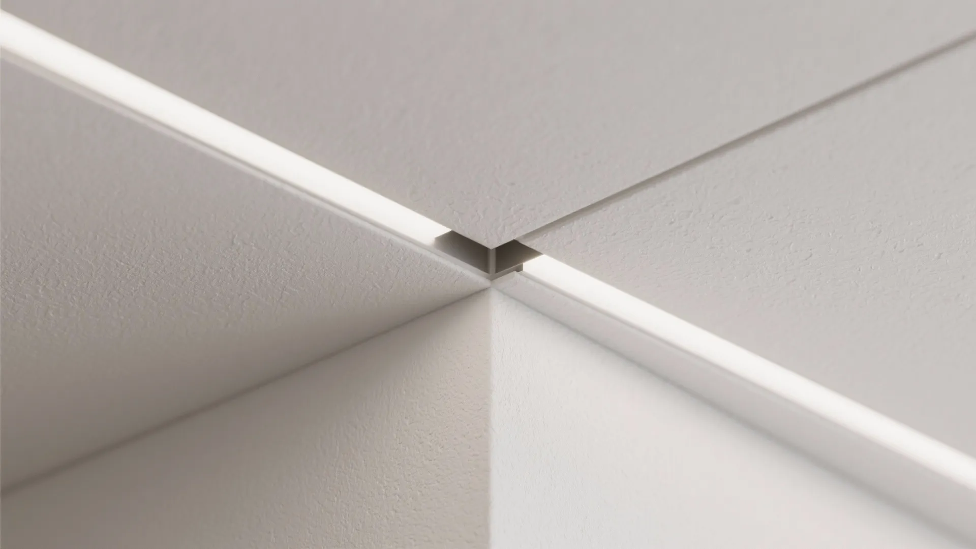 Clean Central Panel with a Thin Shadow Gap