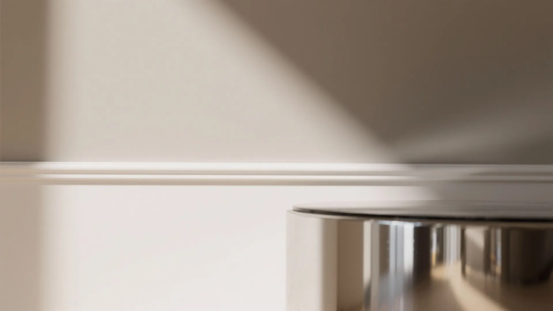 3) Matte-to-gloss mixing to steer light and depth