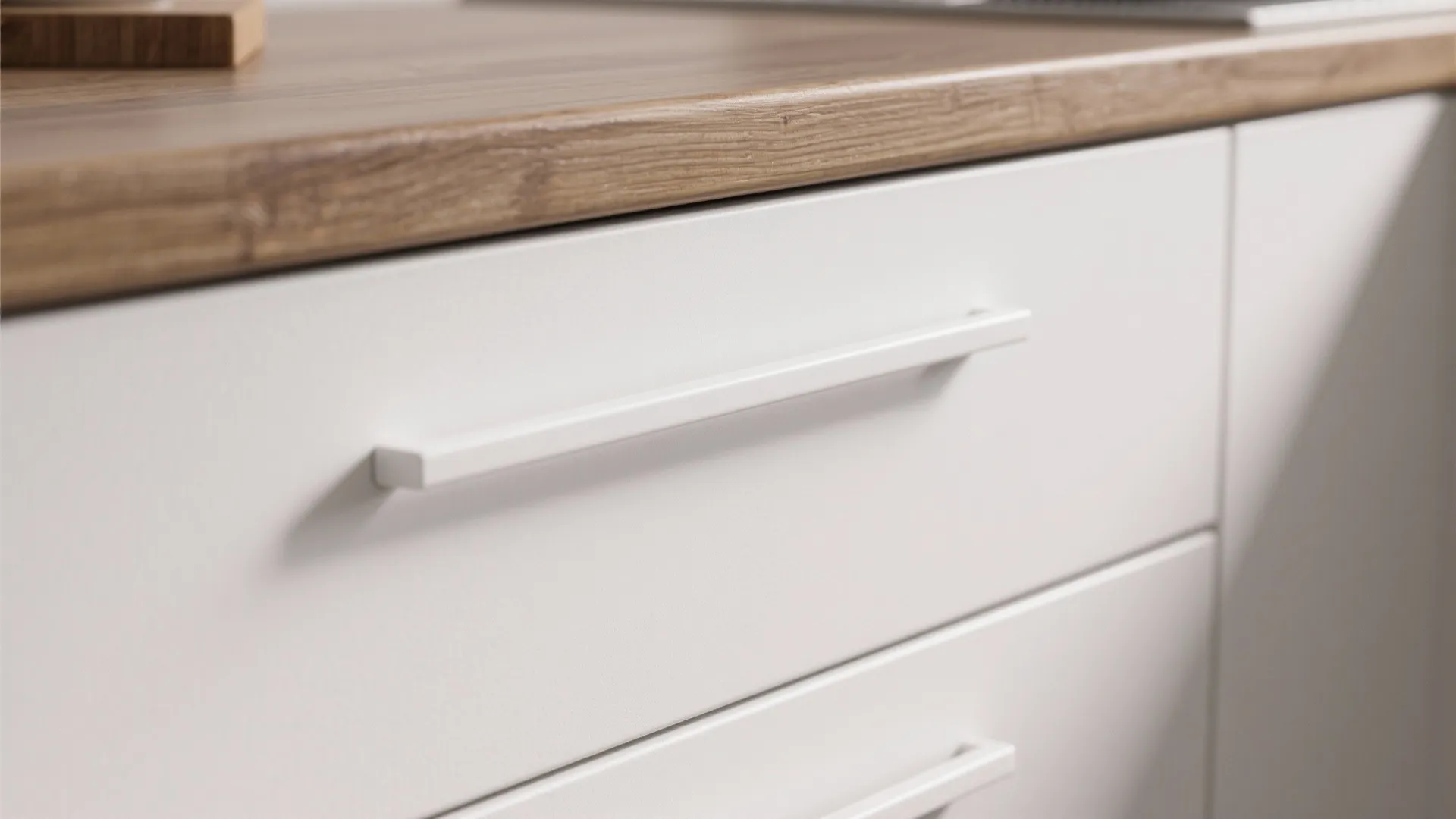5 Clever Ideas for White Kitchen Cabinet Handles