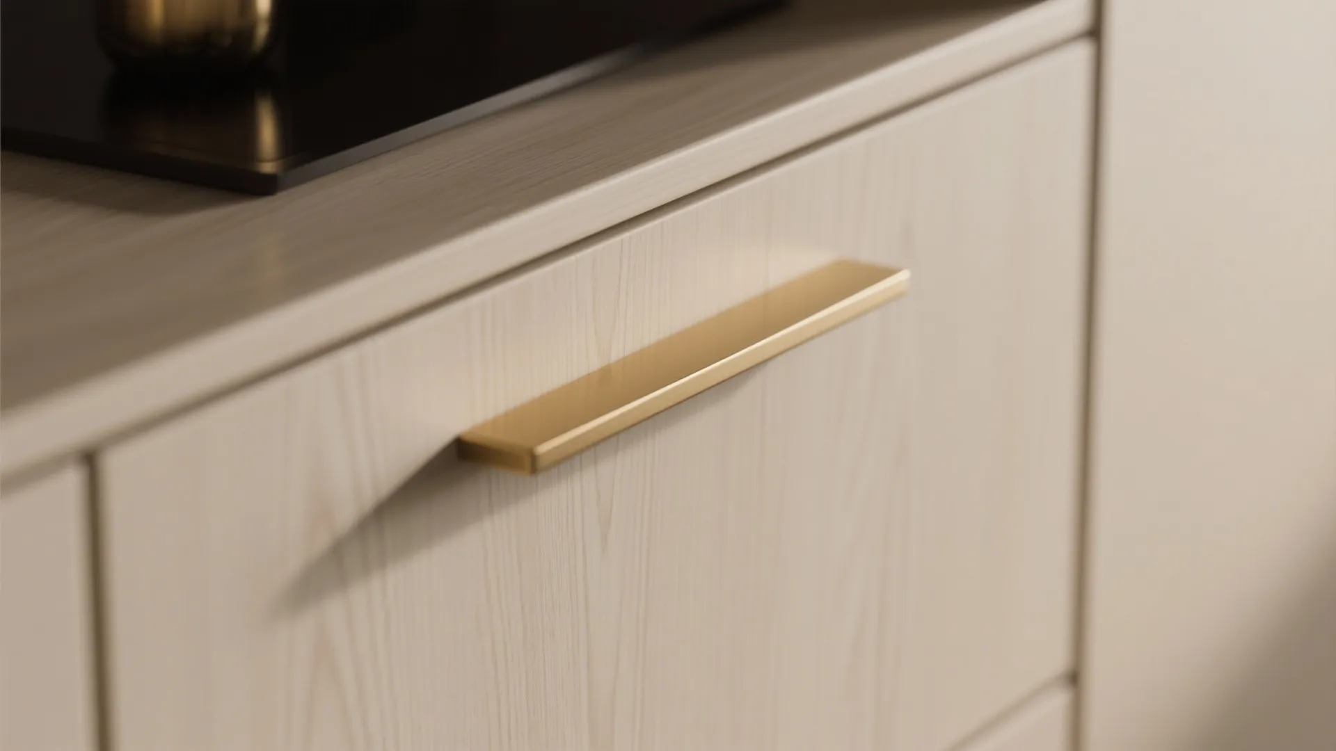 2. Slimline cabinetry and recessed handles