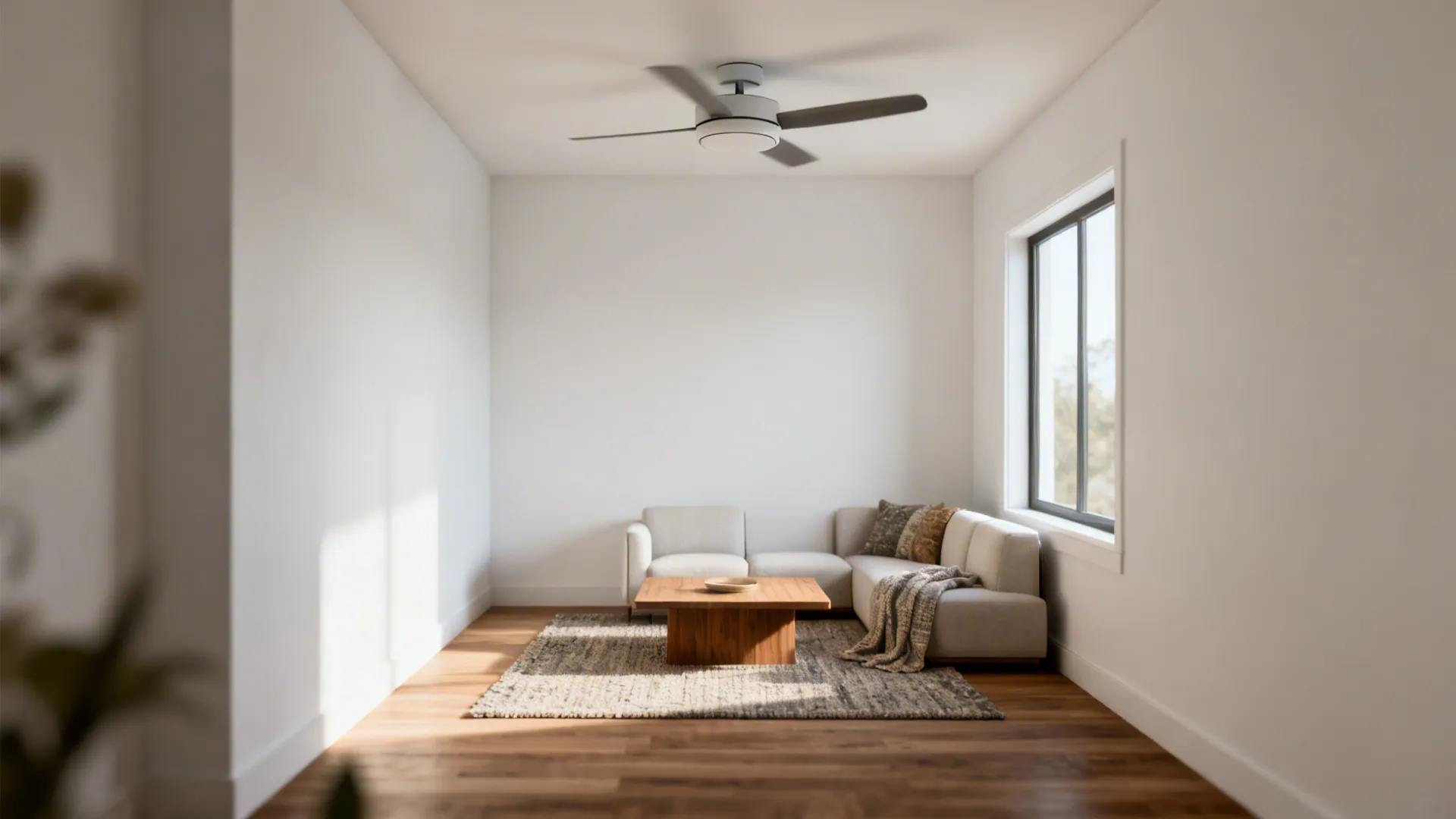 Ceiling Fan Ideas for Small Living Rooms (5 Picks)