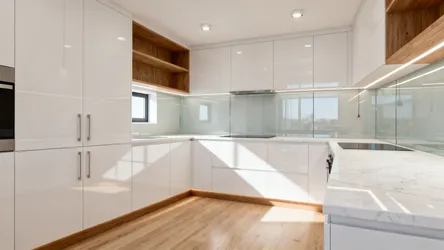 5 Small-Kitchen Interior Design Ideas with White Finishes