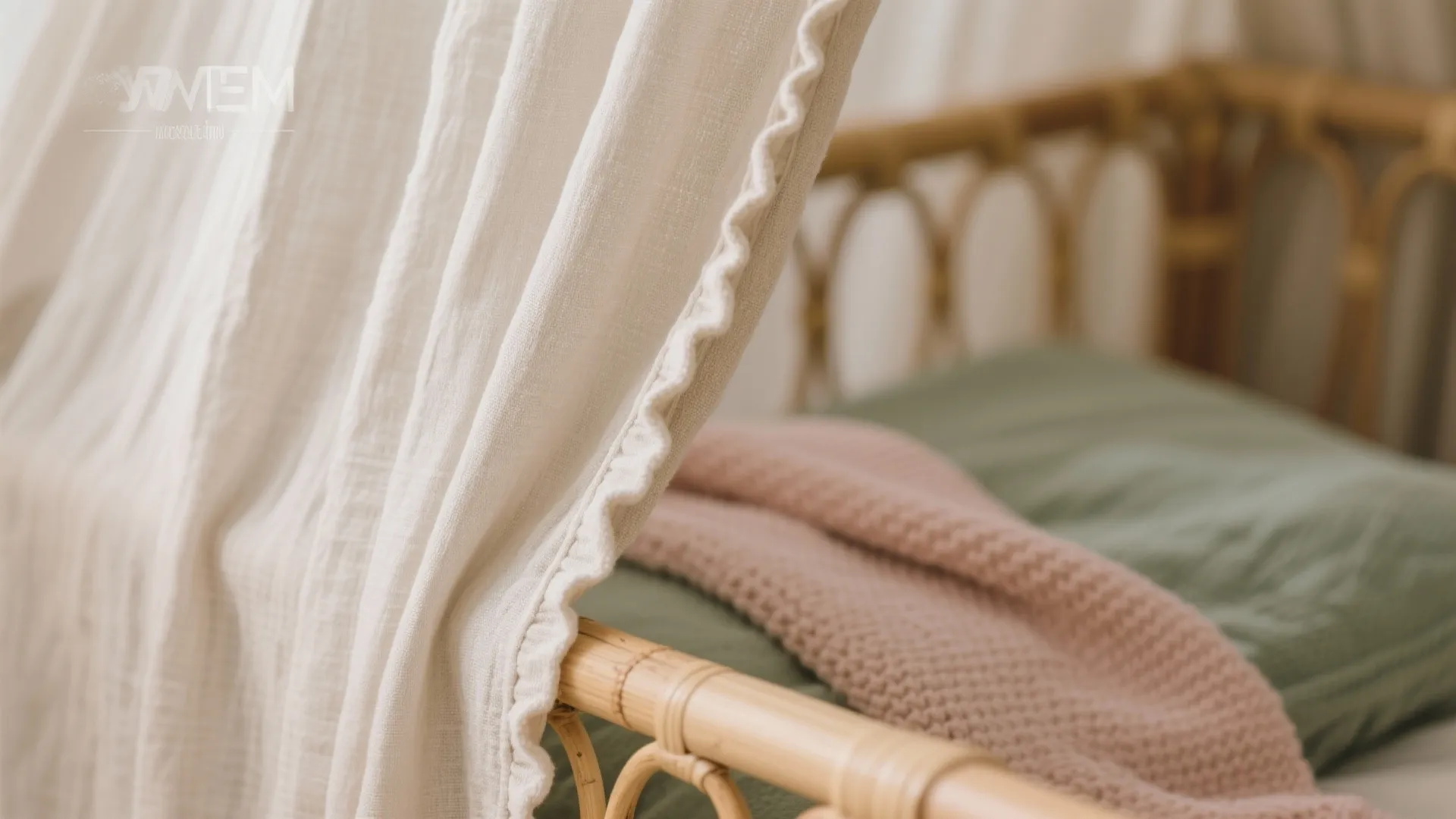 Cozy Layers: Canopies, Blackout, and Texture