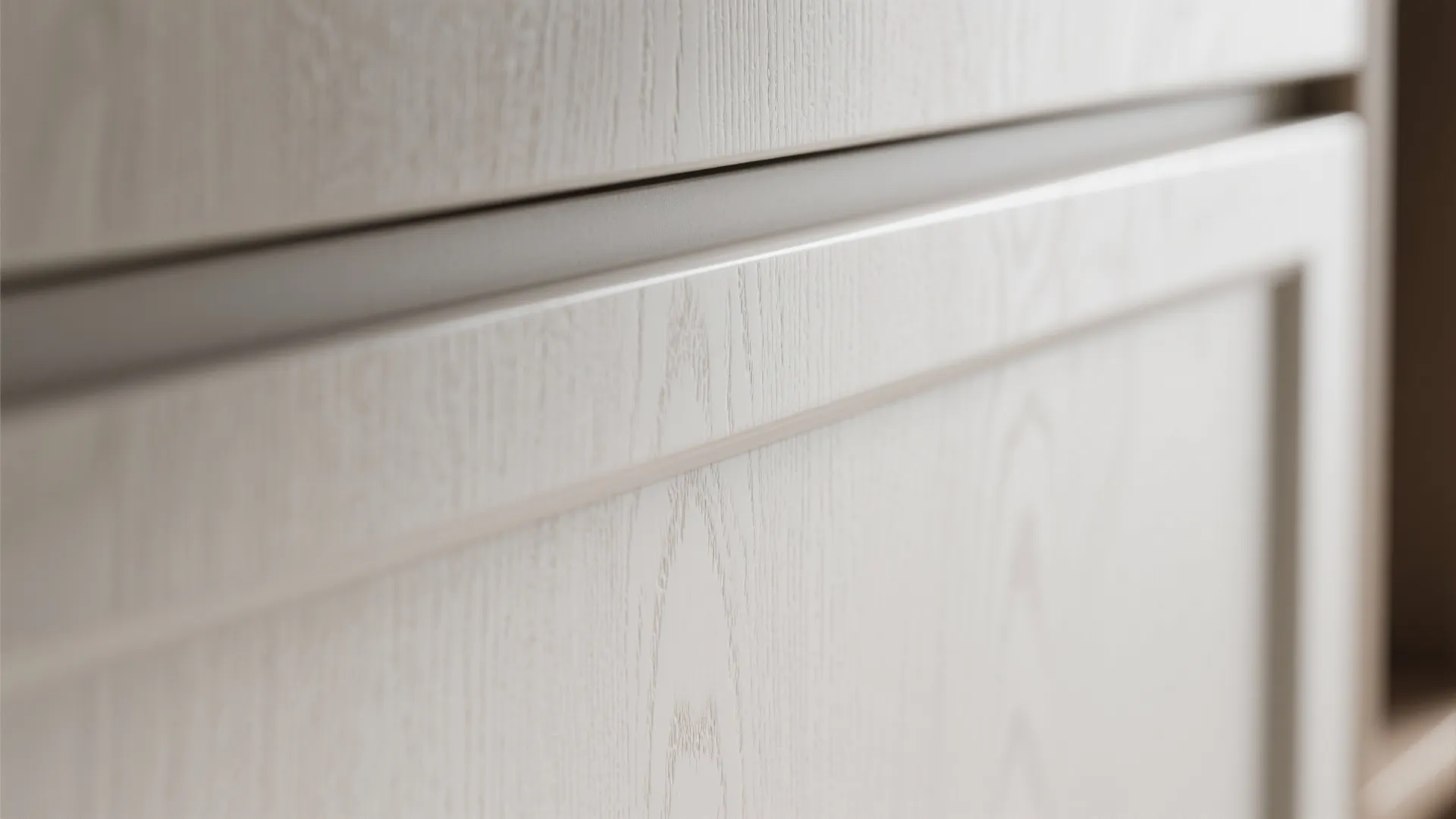 Close-up of textured white oak with soft-touch lacquer emphasizing grain and low-glare finish