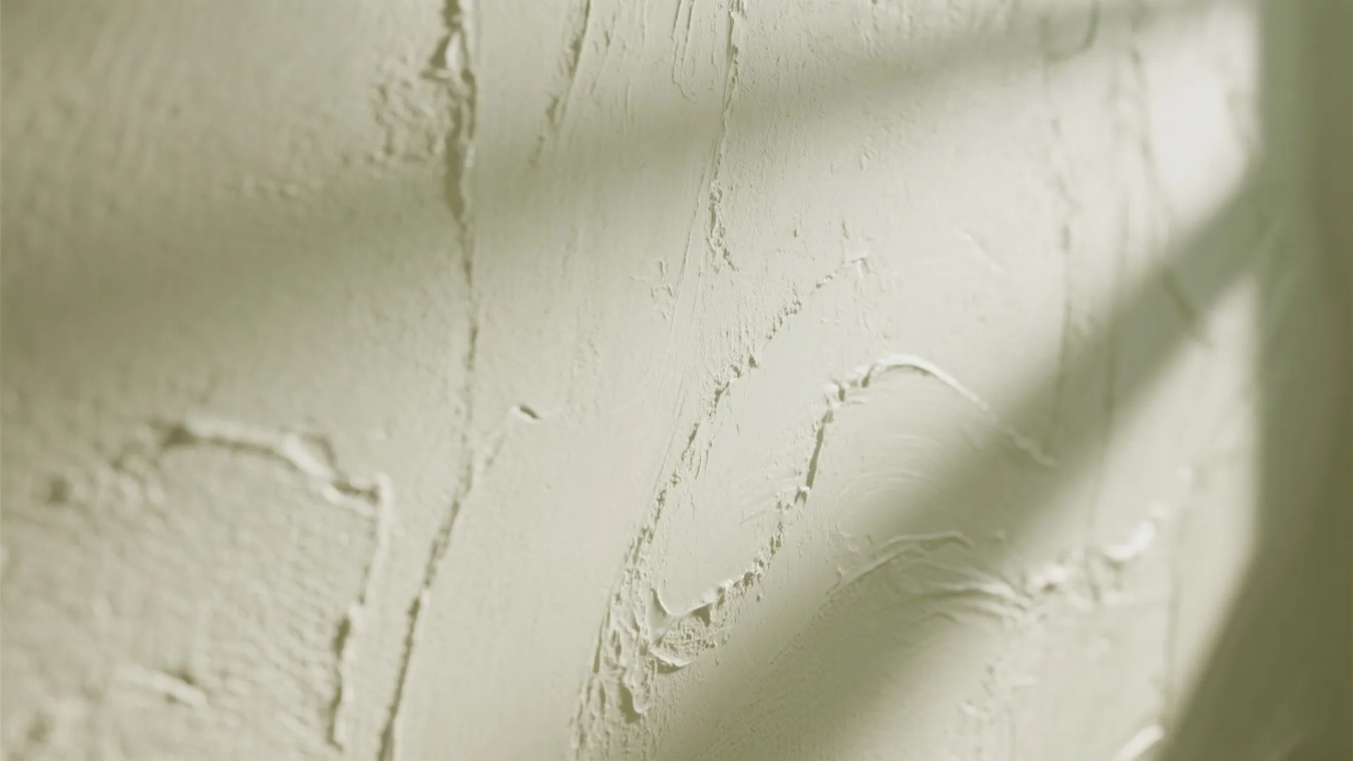 5. Textured plaster or Venetian finish