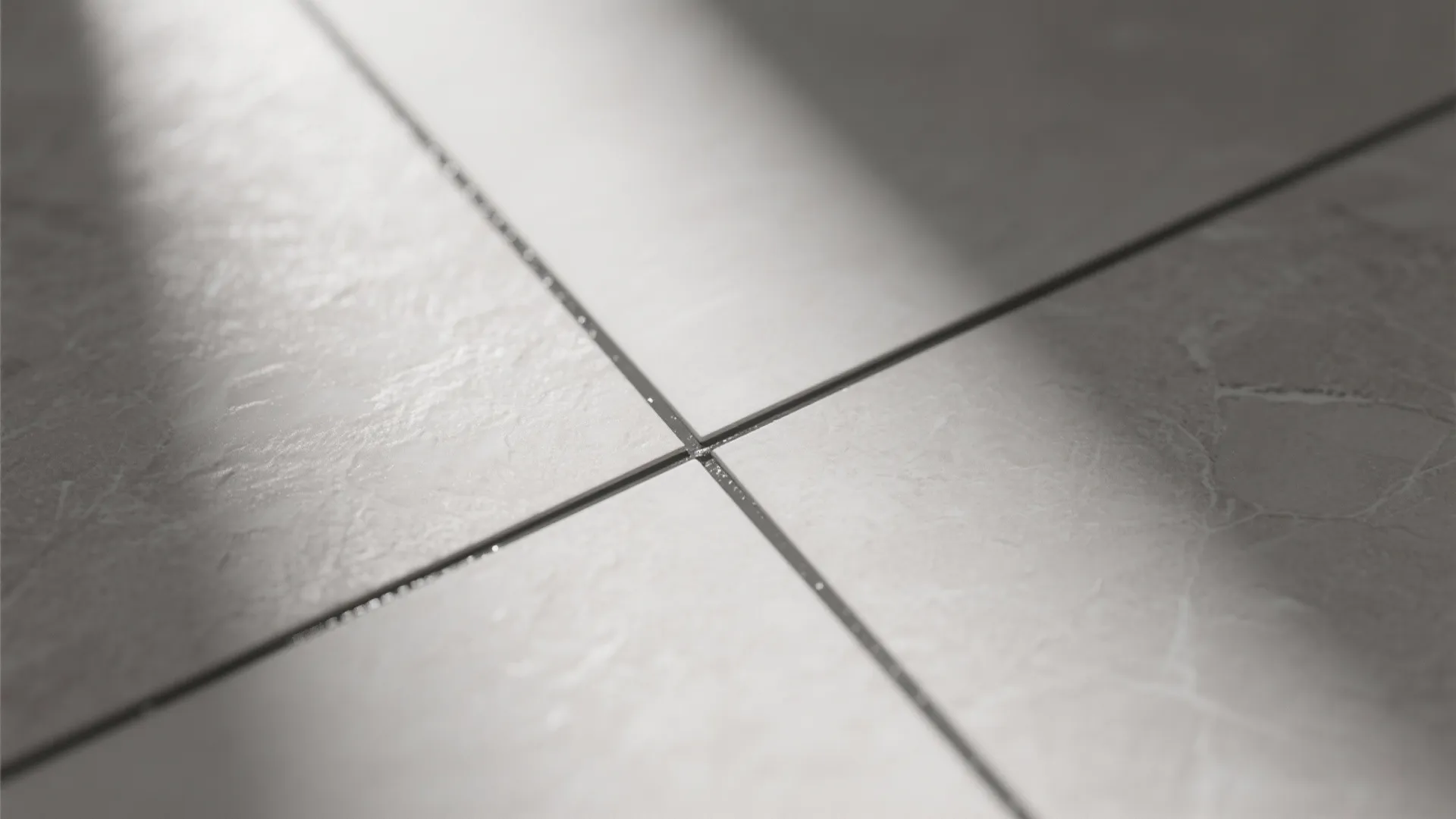 Large-Format Porcelain Tiles with Tight Grout