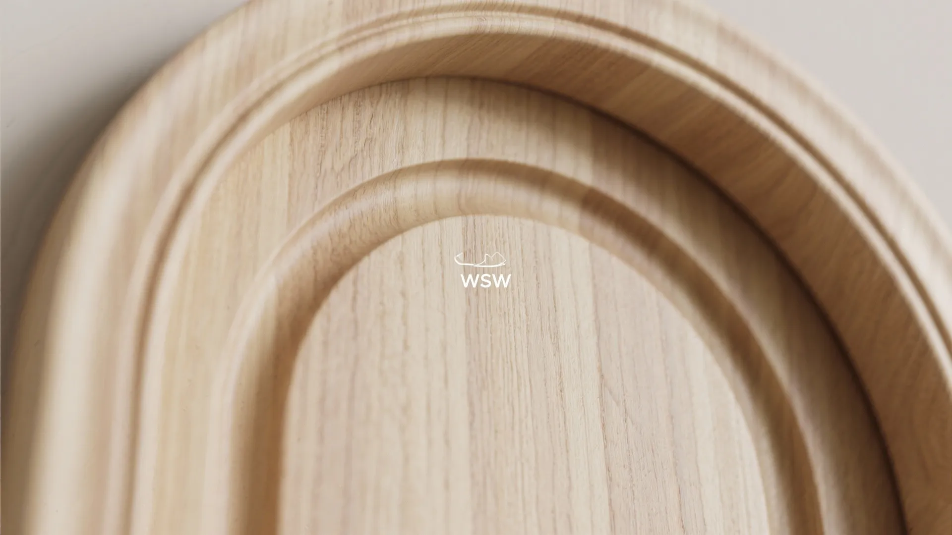 Timber-Clad Arch Reveal for Warm Minimalism