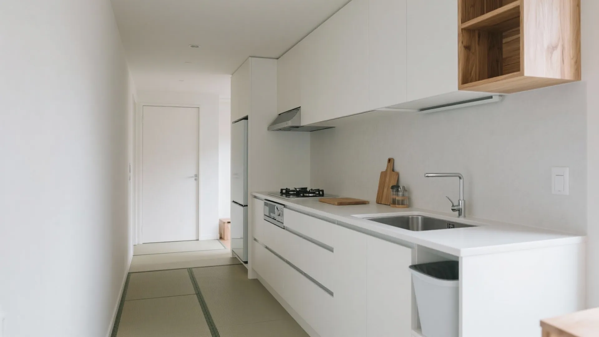 1Kキッチンを整えるミニマリスト設計アイデア5選: 東京・大阪・京都の小さなキッチンで“最低限なのに心地よい”を叶える方法