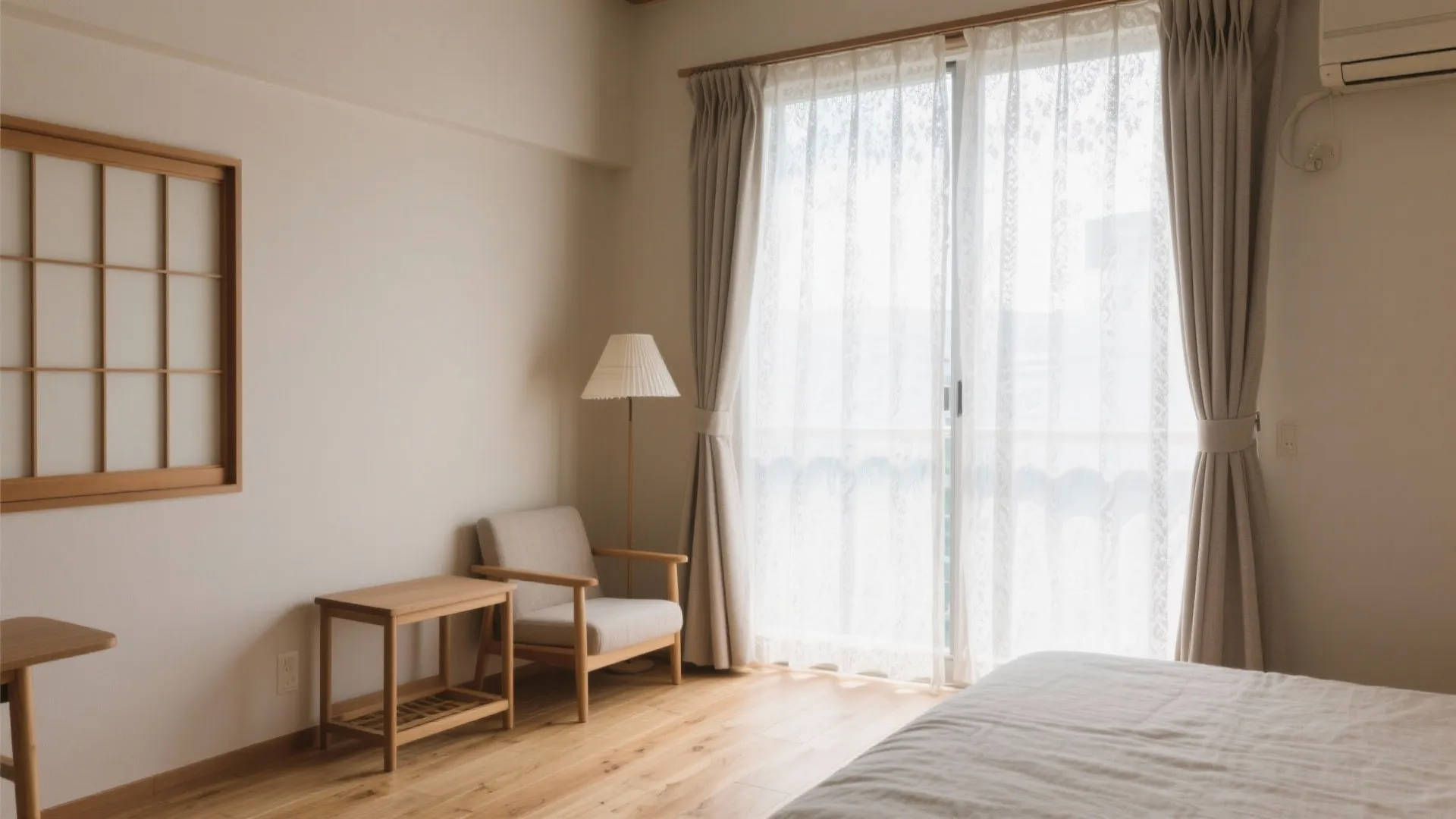 1Rの光熱費をスマートに抑える5つの方法｜東京公寓デザインの視点: 日本の小さな部屋でも、暖かく快適に。1Rの光熱費を下げる設計と暮らしのコツ